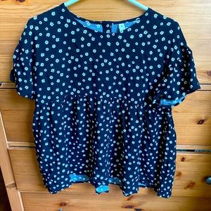 Ripzone peplum top - size large but would say size 8-10.  Super cute and flowy